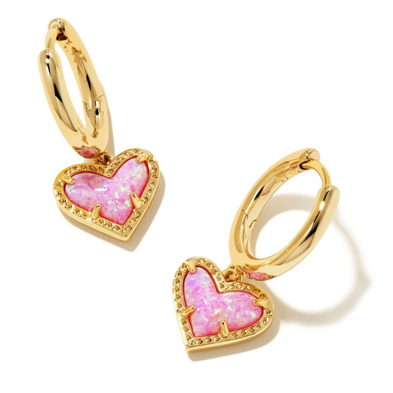 Elle Amour Heart Earrings