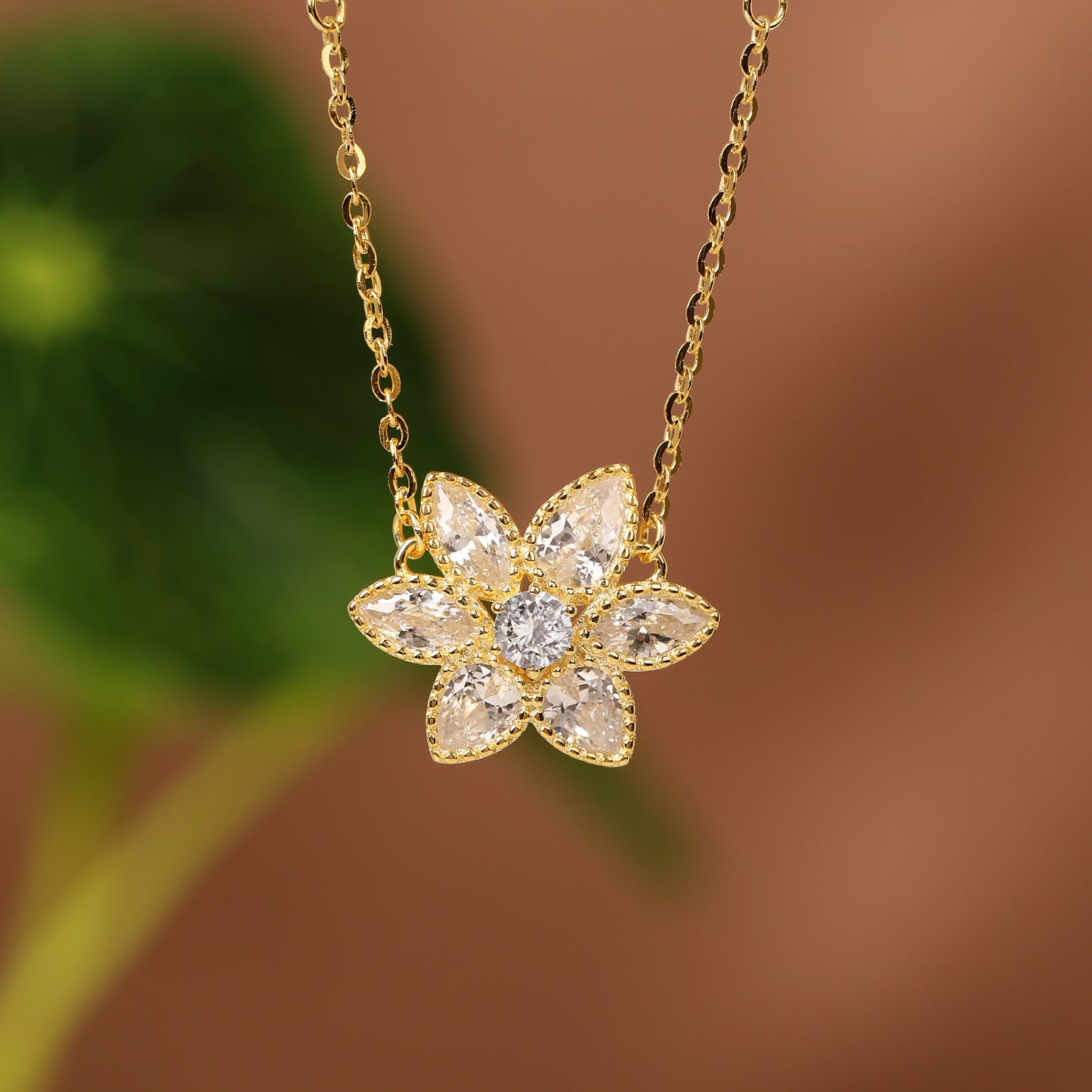 Alina Flower Pendant Necklace