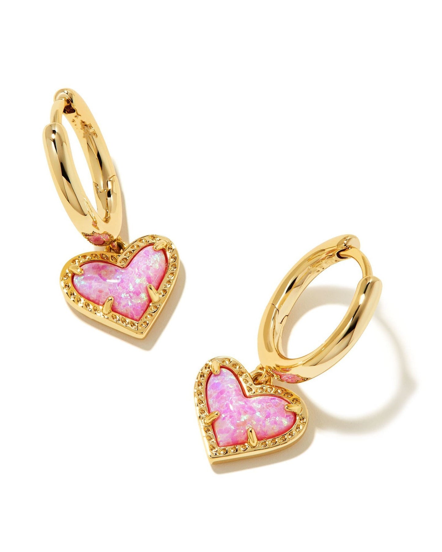 Elle Amour Heart Earrings